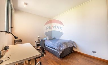 DEPARTAMENTO EN VENTA LA DEHESA  3D 3B + SERVICIO