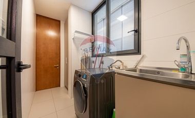 DEPARTAMENTO EN VENTA LA DEHESA  3D 3B + SERVICIO