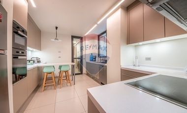 DEPARTAMENTO EN VENTA LA DEHESA  3D 3B + SERVICIO