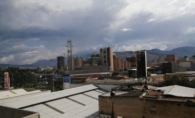 ARRIENDO de BODEGAS en MedellÃ­n