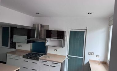 Casa sola en renta en Insurgentes Cuicuilco, Coyoacán, Ciudad de México