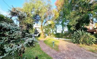Casa para refaccionar con vista al río- La Lucila-Libert./Rio