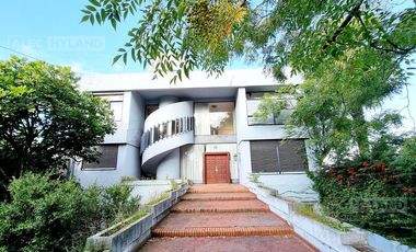 Casa para refaccionar con vista al río- La Lucila-Libert./Rio