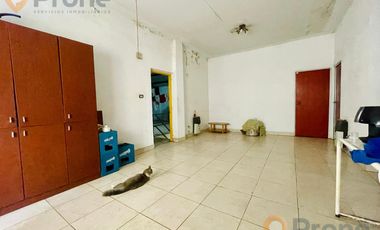 Local en Carcaraña con casa de 5 dormitorios