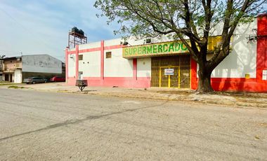 Local en Carcaraña con casa de 5 dormitorios