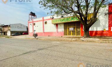 Local en Carcaraña con casa de 5 dormitorios