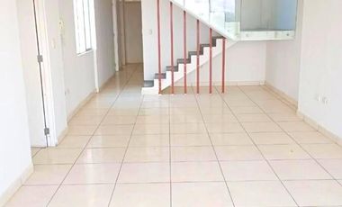 DÚPLEX EN VENTA EN CHORRILLOS