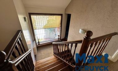 Importante chalet en la barranca de Quilmes