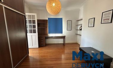 Importante chalet en la barranca de Quilmes