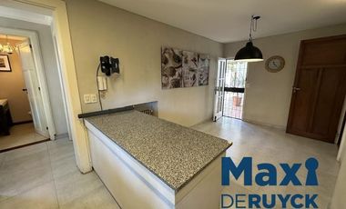 Importante chalet en la barranca de Quilmes