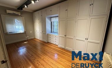 Importante chalet en la barranca de Quilmes