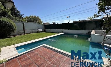 Importante chalet en la barranca de Quilmes