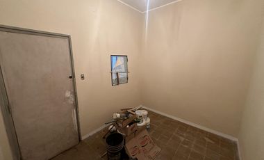 Casa al Frente de 2 dormitorios