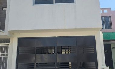 Casa en Venta en Tonalá - Ceramica Oriente 2896
