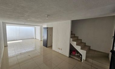 Casa en Venta en Tonalá - Ceramica Oriente 2896