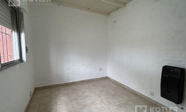 Depto. tipo casa a nuevo sin expensas!