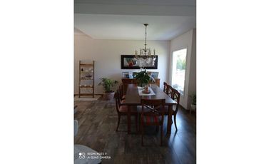 Venta Casa en La Comarca 5 dormitorios