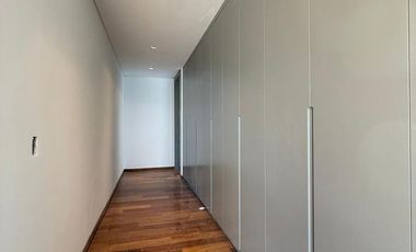 Casa en venta y alquiler al río en El Yacht, Nordelta