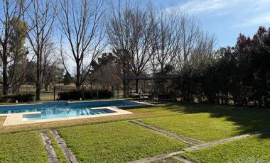 Casa en Alquiler Temporario, 8 Dormitorios, en La Lomada, Pilar, GBA Norte