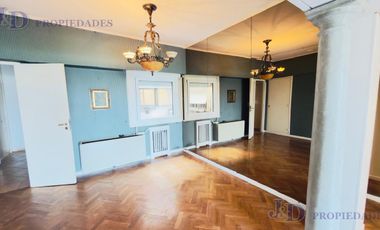 CUATRO AMBIENTES DE CATEGORIA EN RECOLETA CON ESPECTACULAR VISTA ABIERTA