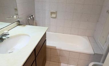 CUATRO AMBIENTES DE CATEGORIA EN RECOLETA CON ESPECTACULAR VISTA ABIERTA