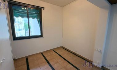 CUATRO AMBIENTES DE CATEGORIA EN RECOLETA CON ESPECTACULAR VISTA ABIERTA