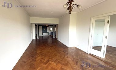 CUATRO AMBIENTES DE CATEGORIA EN RECOLETA CON ESPECTACULAR VISTA ABIERTA