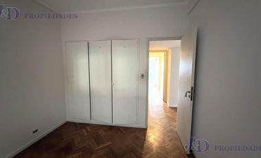 CUATRO AMBIENTES DE CATEGORIA EN RECOLETA CON ESPECTACULAR VISTA ABIERTA