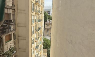 CUATRO AMBIENTES DE CATEGORIA EN RECOLETA CON ESPECTACULAR VISTA ABIERTA