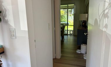 Venta Duplex Ovejitas I, 5 ambientes, jardin 2 cocheras San Isidro