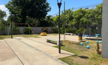 Venta Duplex Ovejitas I, 5 ambientes, jardin 2 cocheras San Isidro