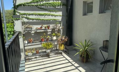 Venta Duplex Ovejitas I, 5 ambientes, jardin 2 cocheras San Isidro