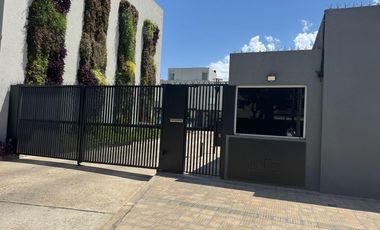 Venta Duplex Ovejitas I, 5 ambientes, jardin 2 cocheras San Isidro