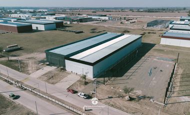 NAVE INDUSTRIAL EN POLO 52 - PARQUE INDUSTRIAL - ALQUILER
