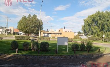 Alquila Casa en Barrio Santa Angela III - Centenario