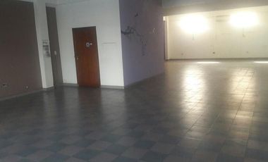 HIPOLITO YRIGOYEN, ESQ. SOLER - LOCAL COMERCIAL