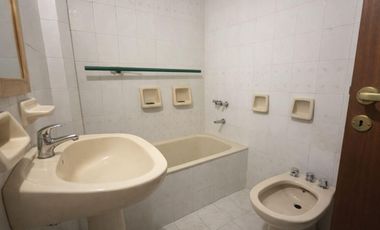 Dpto. de 3 Dorm. y 2 Baños - Centro de Cipolletti