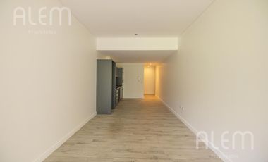 Monoambiente en alquiler en Las Lomitas | Sixto 215