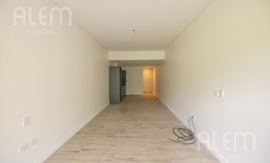 Monoambiente en alquiler en Las Lomitas | Sixto 215