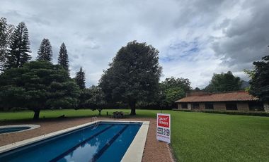 Terreno  en venta enTepoztlán en avenida