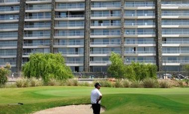 Departamento en venta y/o alquiler anual.  Yoo Nordelta- 3 dormitorios .PB .Jardín