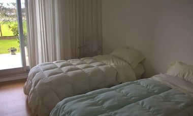 Departamento en venta y/o alquiler anual.  Yoo Nordelta- 3 dormitorios .PB .Jardín