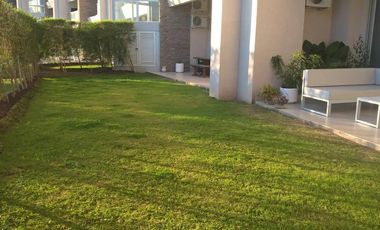 Departamento en venta y/o alquiler anual.  Yoo Nordelta- 3 dormitorios .PB .Jardín