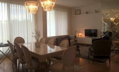 Departamento en venta y/o alquiler anual.  Yoo Nordelta- 3 dormitorios .PB .Jardín