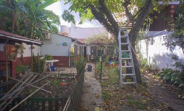 Casa para alquiler como Local Comercial en centro de Banfield Este