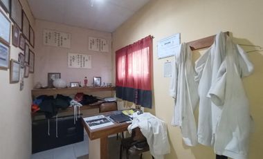 GIMNASIO CON VIVIENDA PERMUTA POR PROPIEDAD EN TRASLASIERRA CORDOBA