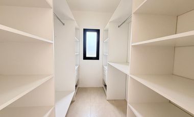 Casa en venta sobre laguna en San Sebastián