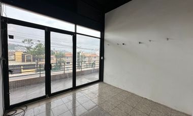 LOCAL EN RENTA CON GRAN VISIBILIDAD, QUERETARO