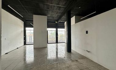 LOCAL EN RENTA CON GRAN VISIBILIDAD, QUERETARO