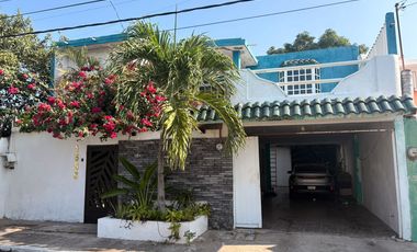 Casas en Venta en Playa Linda